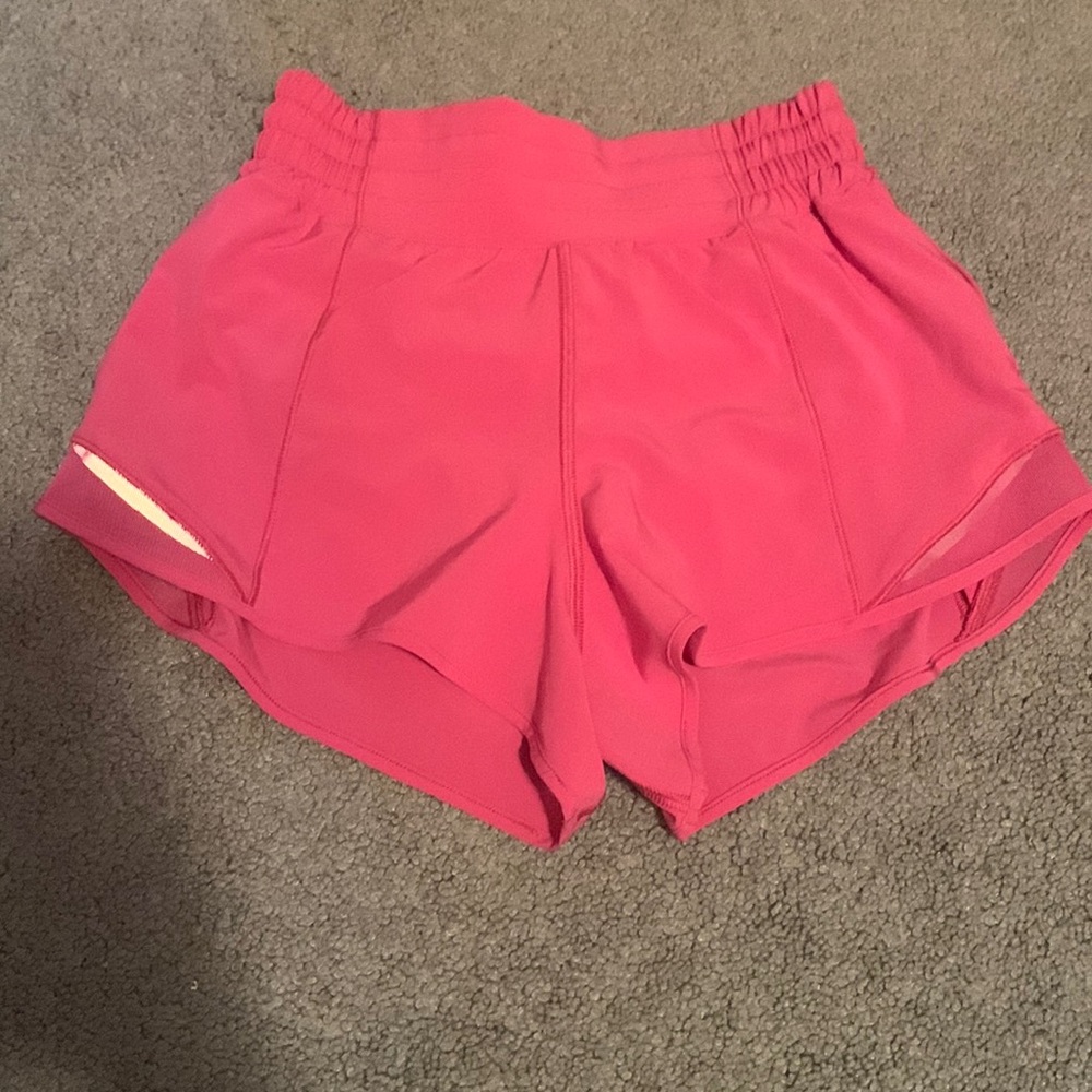 Lululemon Sonic Pink Hotty Hot High Rise Lined Short 2.5”